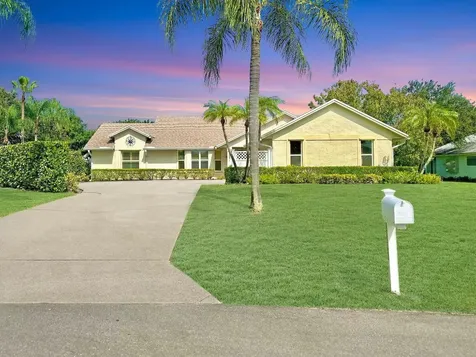 8001 SE Pilots Cove Terrace Hobe Sound FL 33455