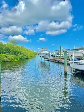 8001 SE Pilots Cove Terrace Hobe Sound FL 33455