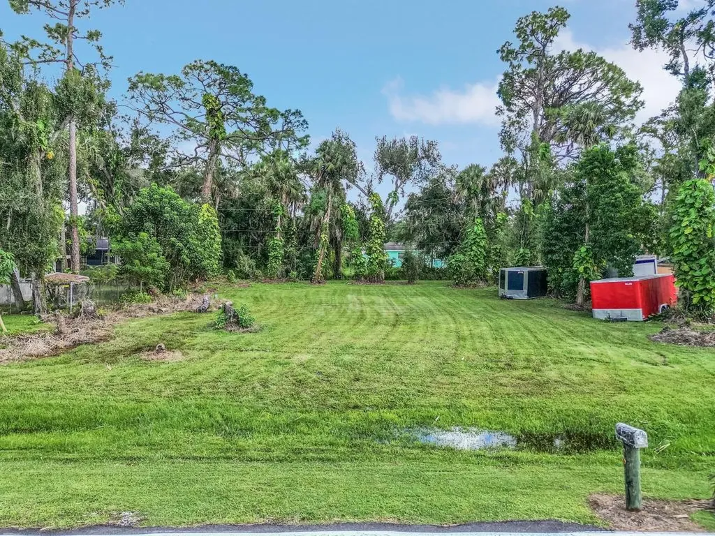 2314 Davis Boulevard Fort Myers FL 33905