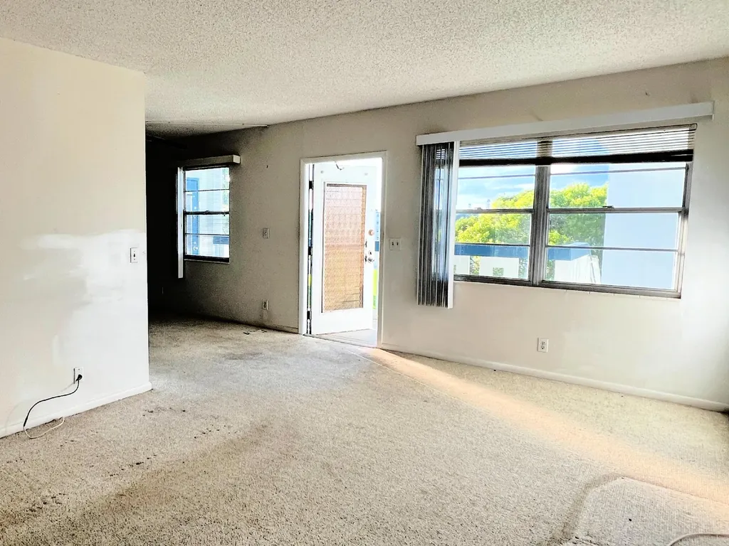 4040 Lincoln C Boca Raton FL 33434