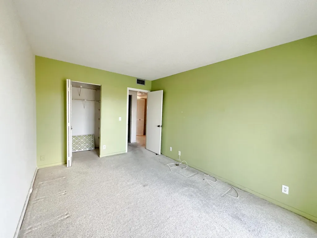 4040 Lincoln C Boca Raton FL 33434