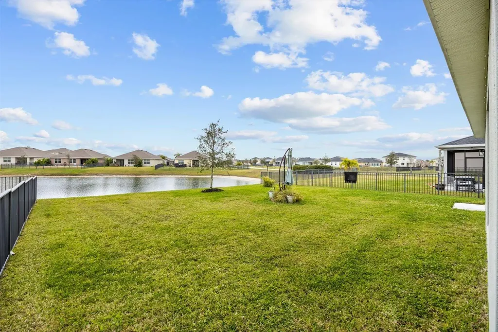 10813 SW Vasari Way Port St Lucie FL 34987