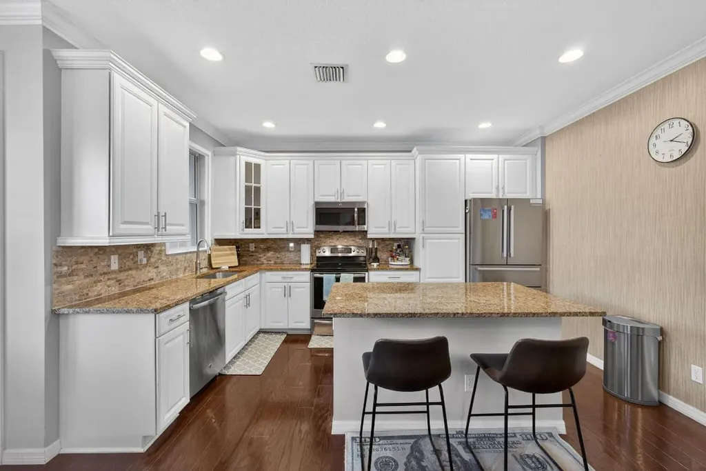 4543 Mediterranean Circle Palm Beach Gardens FL 33418