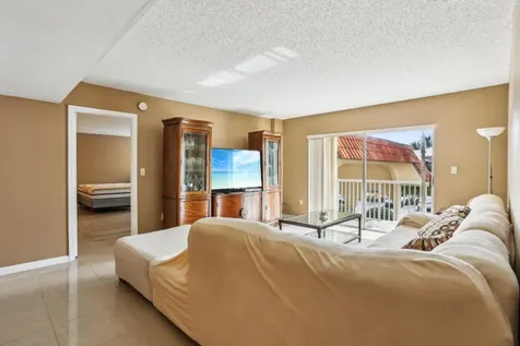 951 De Soto Road Boca Raton FL 33432