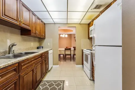 951 De Soto Road Boca Raton FL 33432