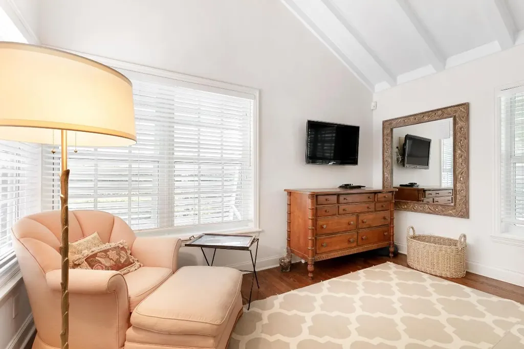 285 Orange Grove Road Palm Beach FL 33480