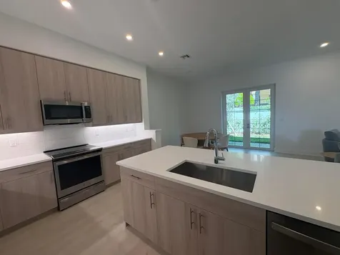 109 Royal Palm Circle Tequesta FL 33469