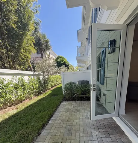 109 Royal Palm Circle Tequesta FL 33469