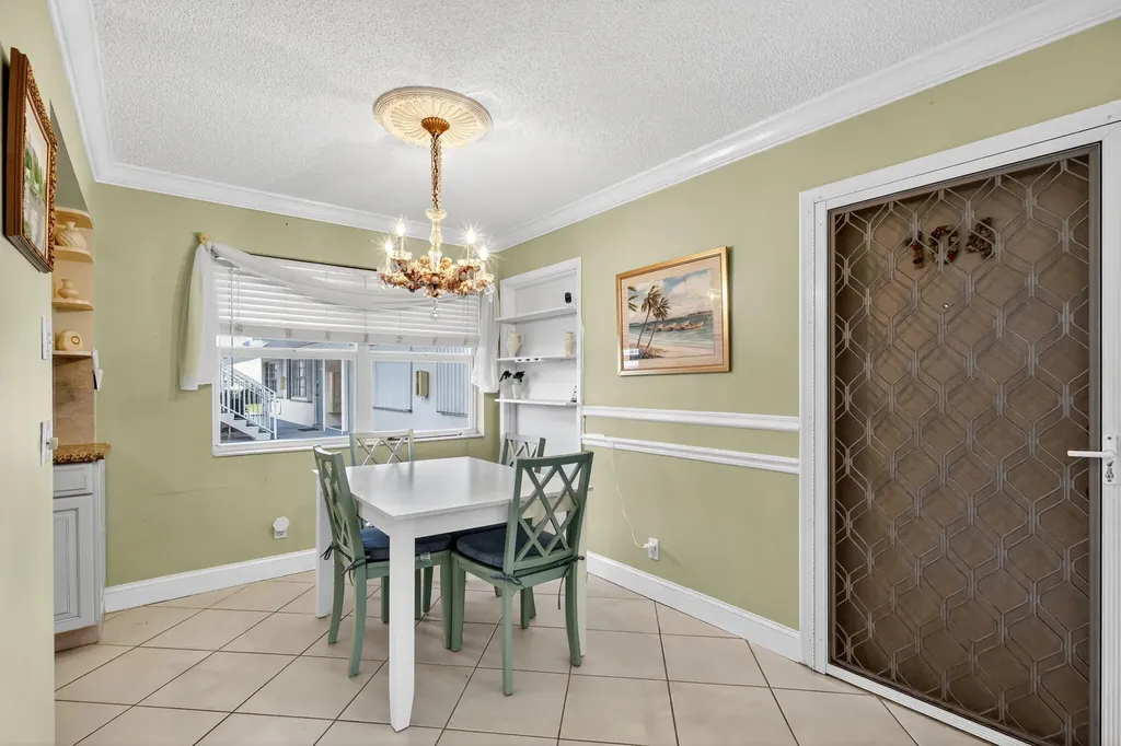 480 Horizons W Boynton Beach FL 33435