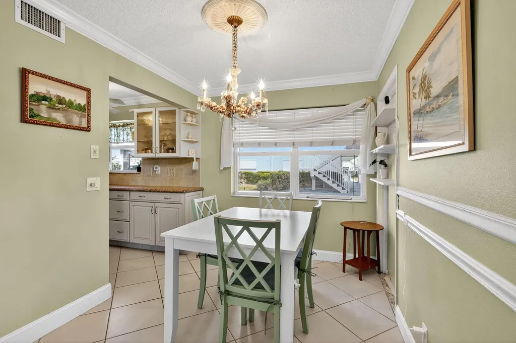 480 Horizons W Boynton Beach FL 33435