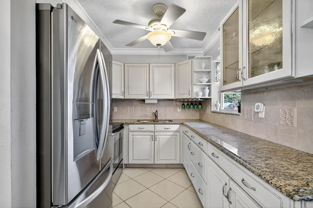480 Horizons W Boynton Beach FL 33435