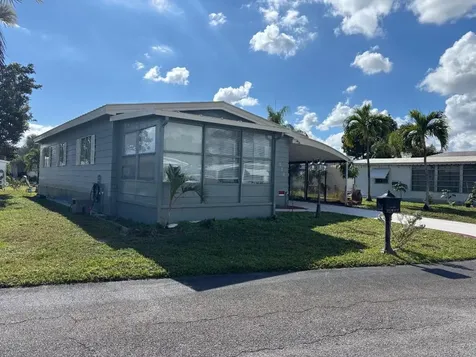 570 NE 47th Ct Lot#430 Deerfield Beach FL 33064
