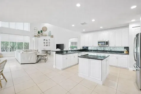 19219 N Creekshore Court Boca Raton FL 33498