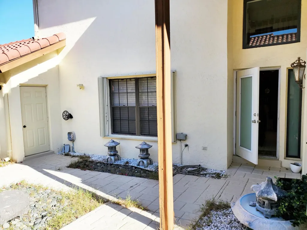21742 Club Villa Terrace Boca Raton FL 33433