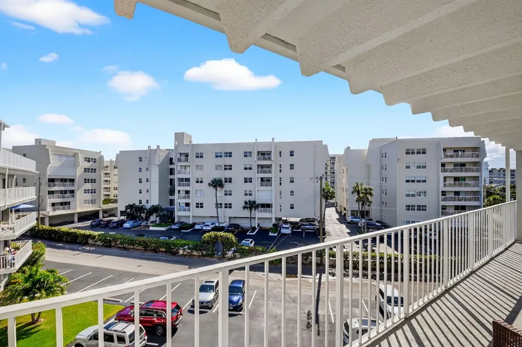 3500 S Ocean Boulevard South Palm Beach FL 33480