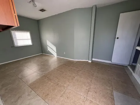 2413 SE Whitehorse Street Port St Lucie FL 34984