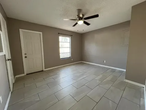 2413 SE Whitehorse Street Port St Lucie FL 34984