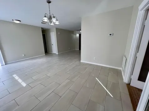 2413 SE Whitehorse Street Port St Lucie FL 34984