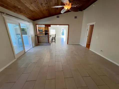2413 SE Whitehorse Street Port St Lucie FL 34984