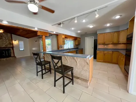 2413 SE Whitehorse Street Port St Lucie FL 34984