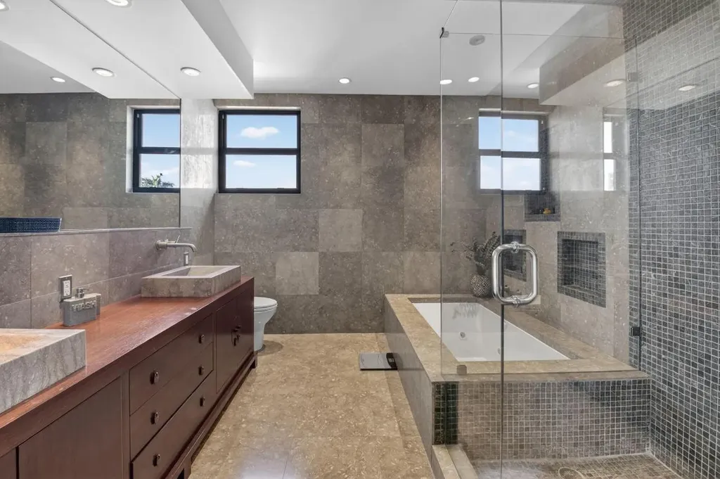 122 Andrews Avenue Delray Beach FL 33483