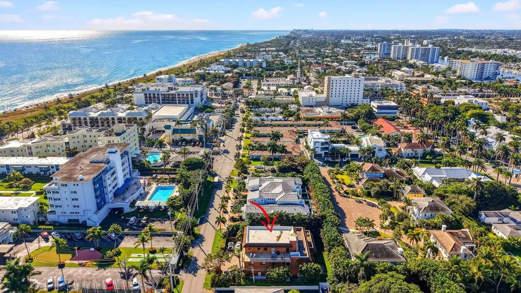 122 Andrews Avenue Delray Beach FL 33483