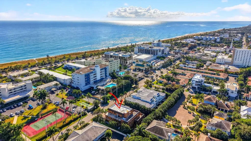 122 Andrews Avenue Delray Beach FL 33483