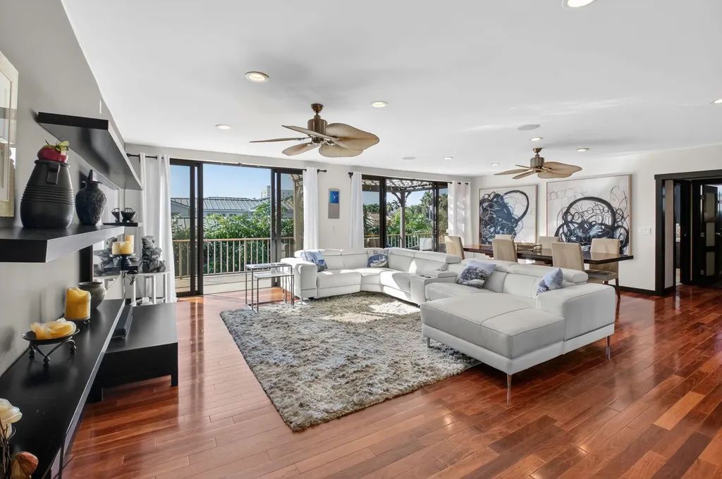122 Andrews Avenue Delray Beach FL 33483