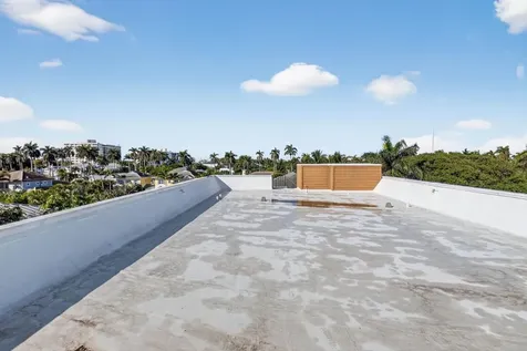 122 Andrews Avenue Delray Beach FL 33483