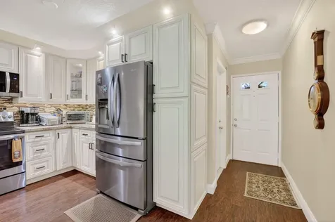9215 Flynn Circle Boca Raton FL 33496