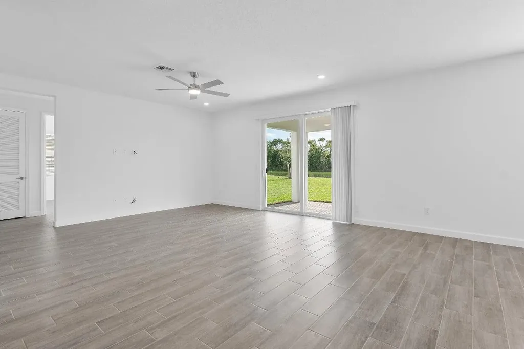 6843 Cobia Circle Boynton Beach FL 33437