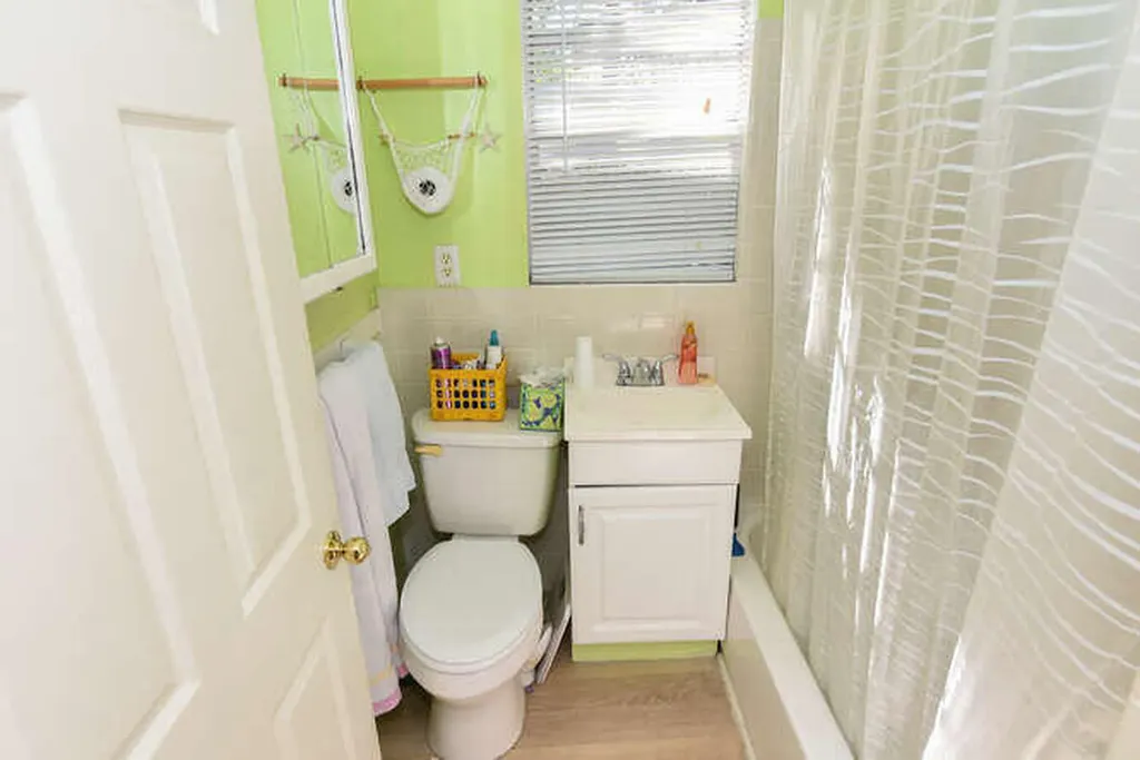 317 N D Street E Lake Worth Beach FL 33460