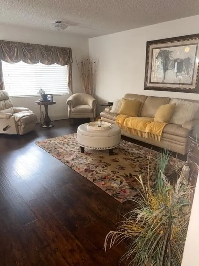 291 Flanders G Delray Beach FL 33484