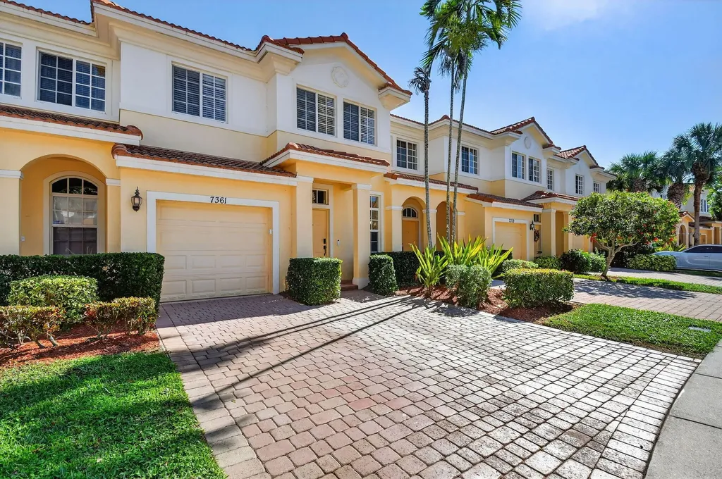 7361 Briella Drive Boynton Beach FL 33437
