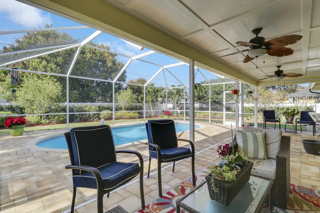 2374 SW Chateau Terrace Port St Lucie FL 34953