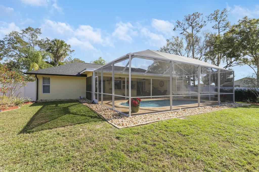 2374 SW Chateau Terrace Port St Lucie FL 34953