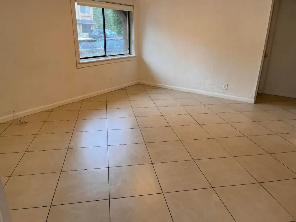 208 Wimbledon Lake Drive Plantation FL 33324