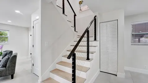 218 NE 10th Street Delray Beach FL 33444