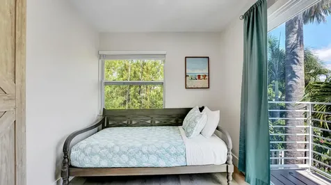 218 NE 10th Street Delray Beach FL 33444