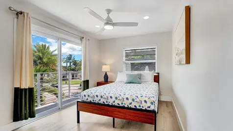 218 NE 10th Street Delray Beach FL 33444