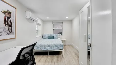 218 NE 10th Street Delray Beach FL 33444