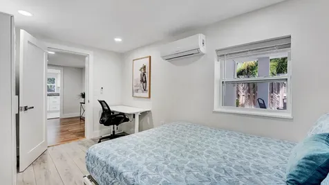 218 NE 10th Street Delray Beach FL 33444