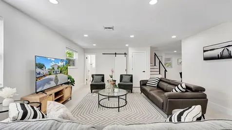 218 NE 10th Street Delray Beach FL 33444