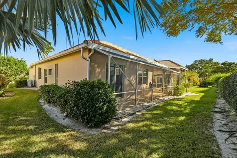 7954 SE Hempstead Circle Hobe Sound FL 33455