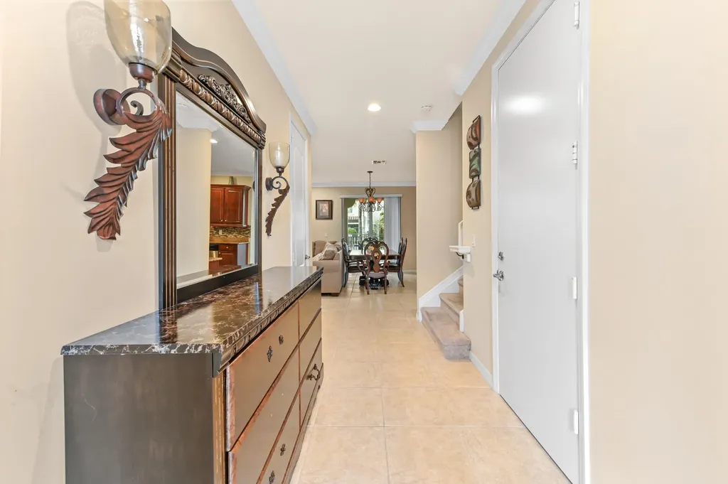 4627 Mediterranean Circle Palm Beach Gardens FL 33418