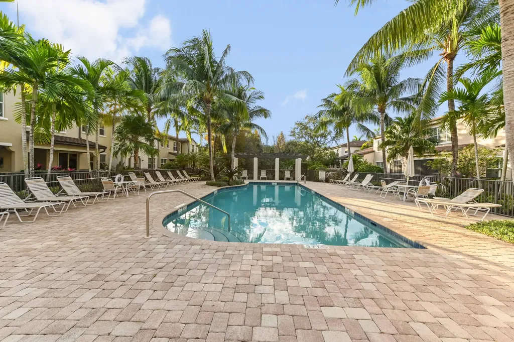 4627 Mediterranean Circle Palm Beach Gardens FL 33418