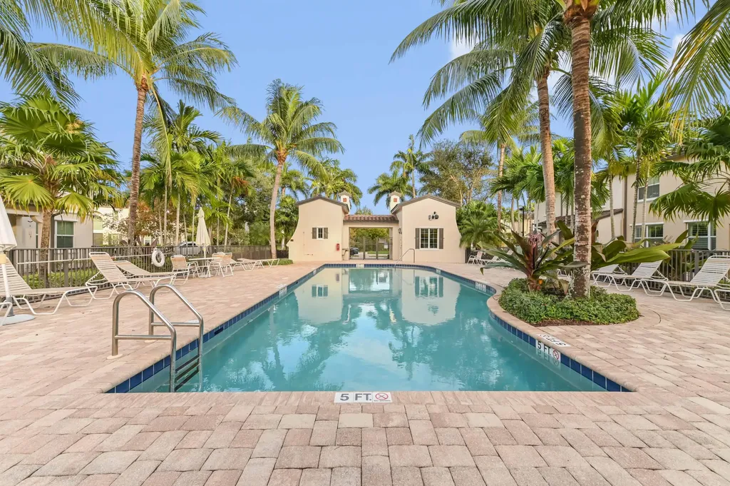4627 Mediterranean Circle Palm Beach Gardens FL 33418
