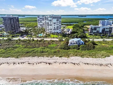 5051 N Highway A1a Hutchinson Island FL 34949