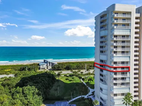 5051 N Highway A1a Hutchinson Island FL 34949