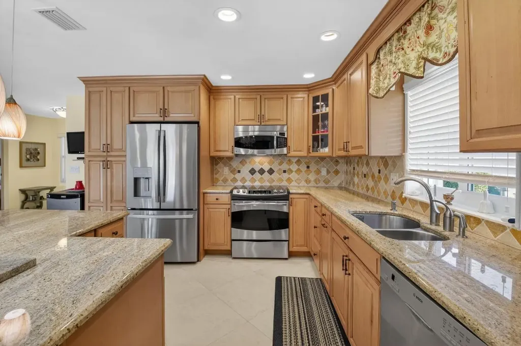 6303 Stanley Lane Delray Beach FL 33484